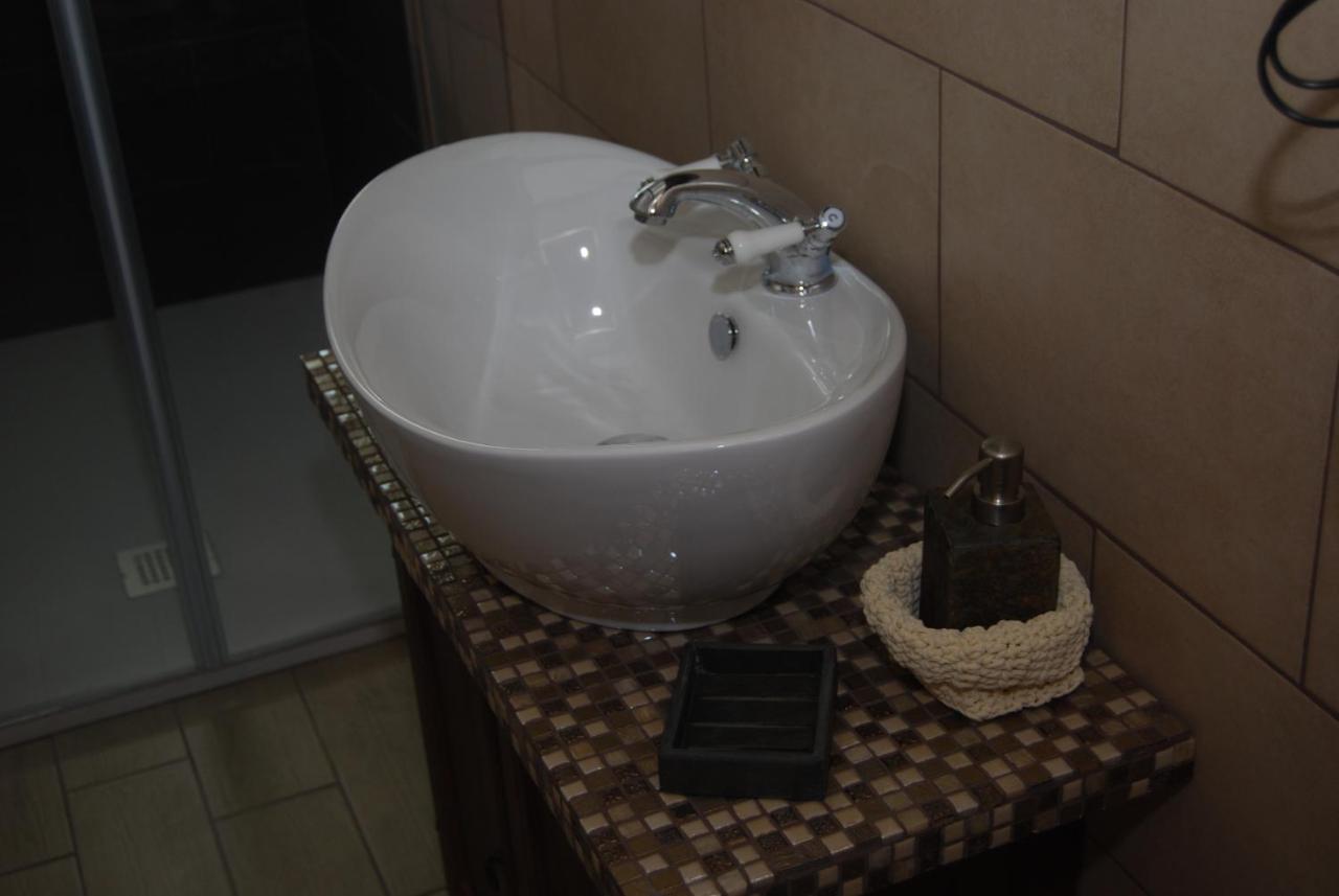 Domus Florio - Humanitas Rozzano Bed & Breakfast Pieve Emanuele Exterior photo