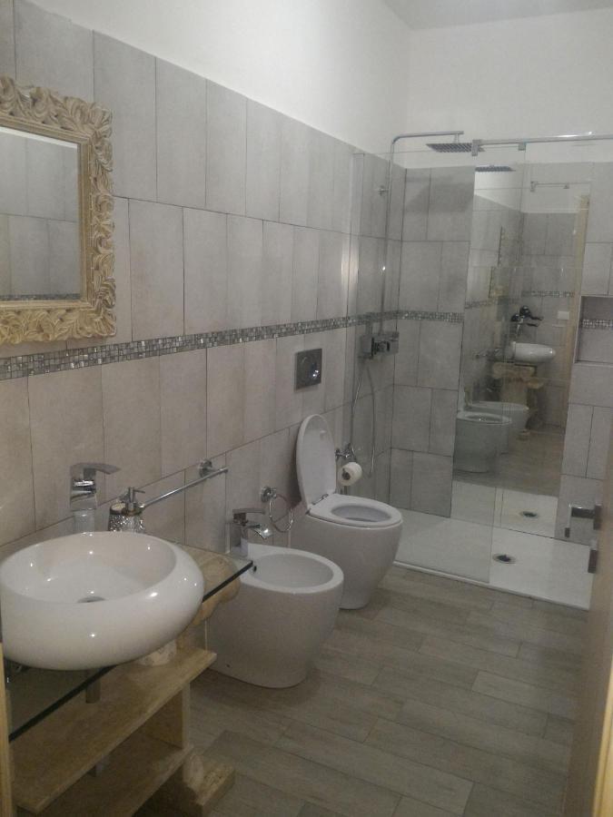 Domus Florio - Humanitas Rozzano Bed & Breakfast Pieve Emanuele Exterior photo