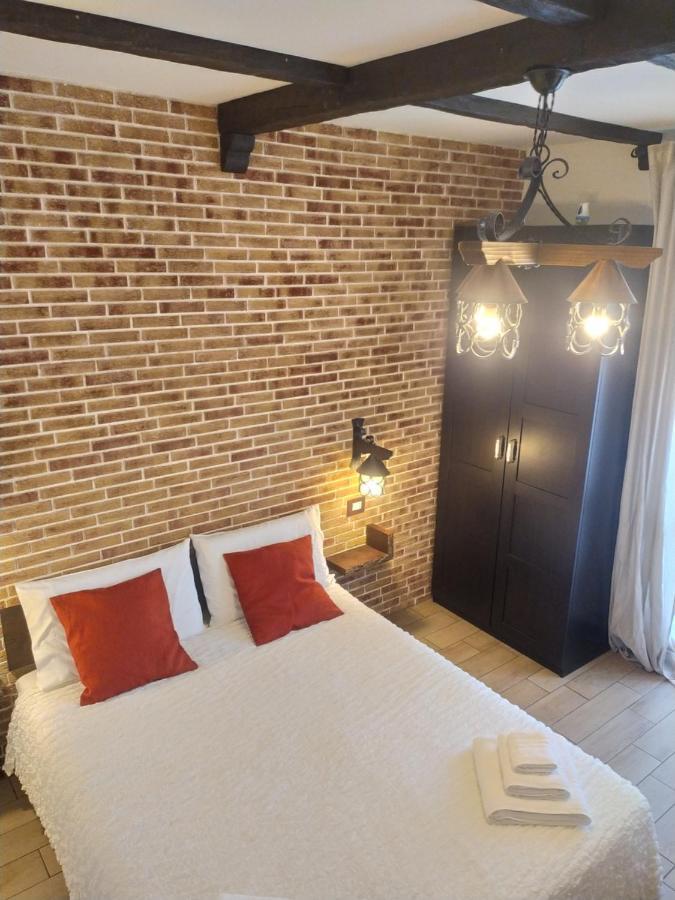 Domus Florio - Humanitas Rozzano Bed & Breakfast Pieve Emanuele Exterior photo